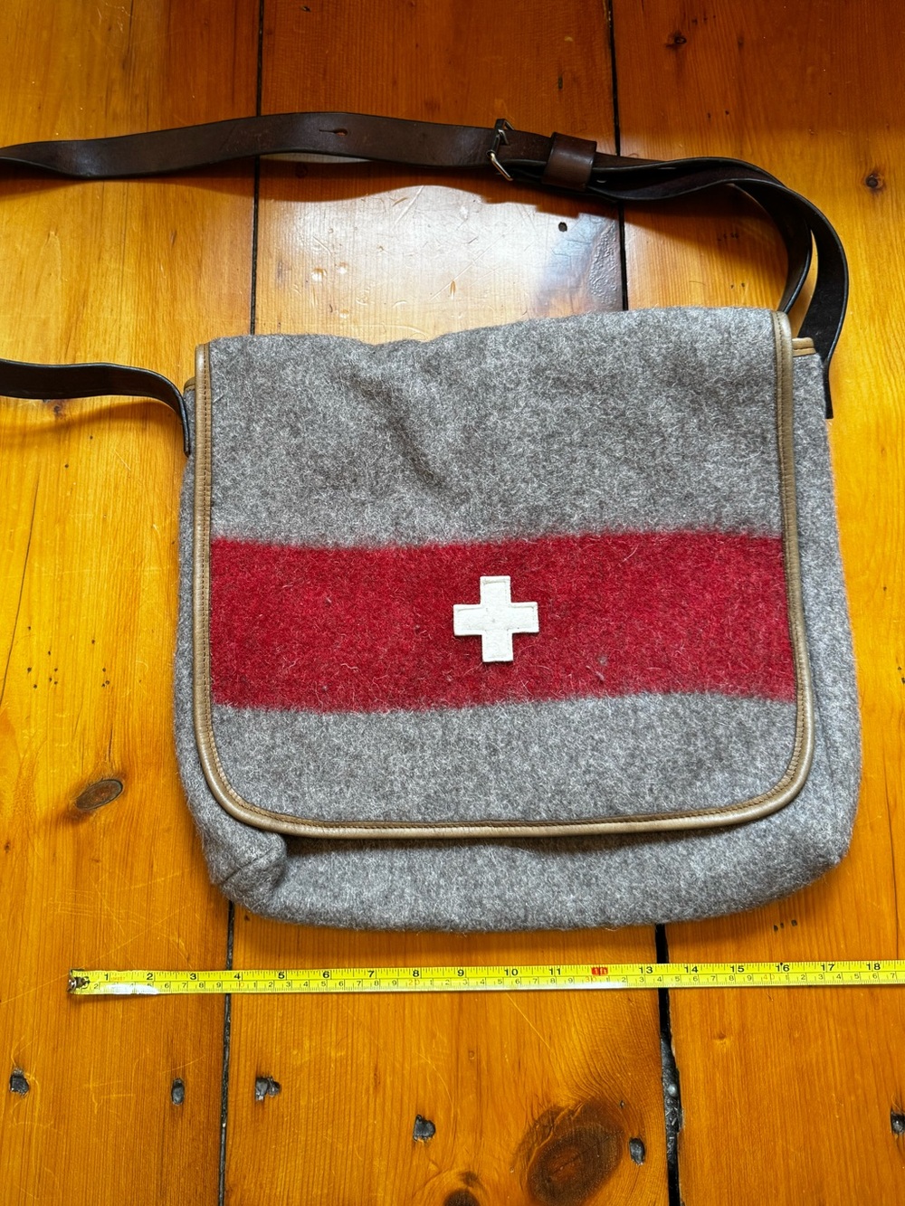 Karlen of Swiss Army Messenger Bag